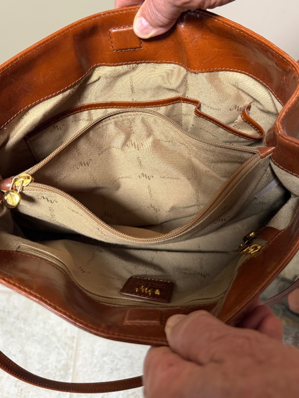 Fabulous Vintage Monsac Leather Shoulder Tote — Cognac Brown, Italian Leather - Picture 3 of 10